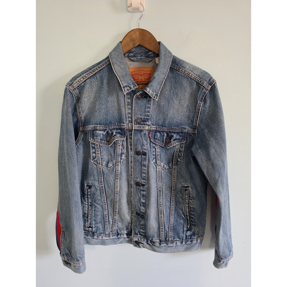 Levi's‎ Bolt Red Stripe Trucker Blue Denim Jean Jacket Men's Size M